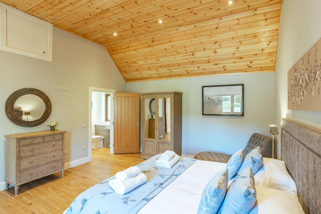 Osprey Lodge 1 With Hot Tub Ньютон Стюарт Экстерьер фото