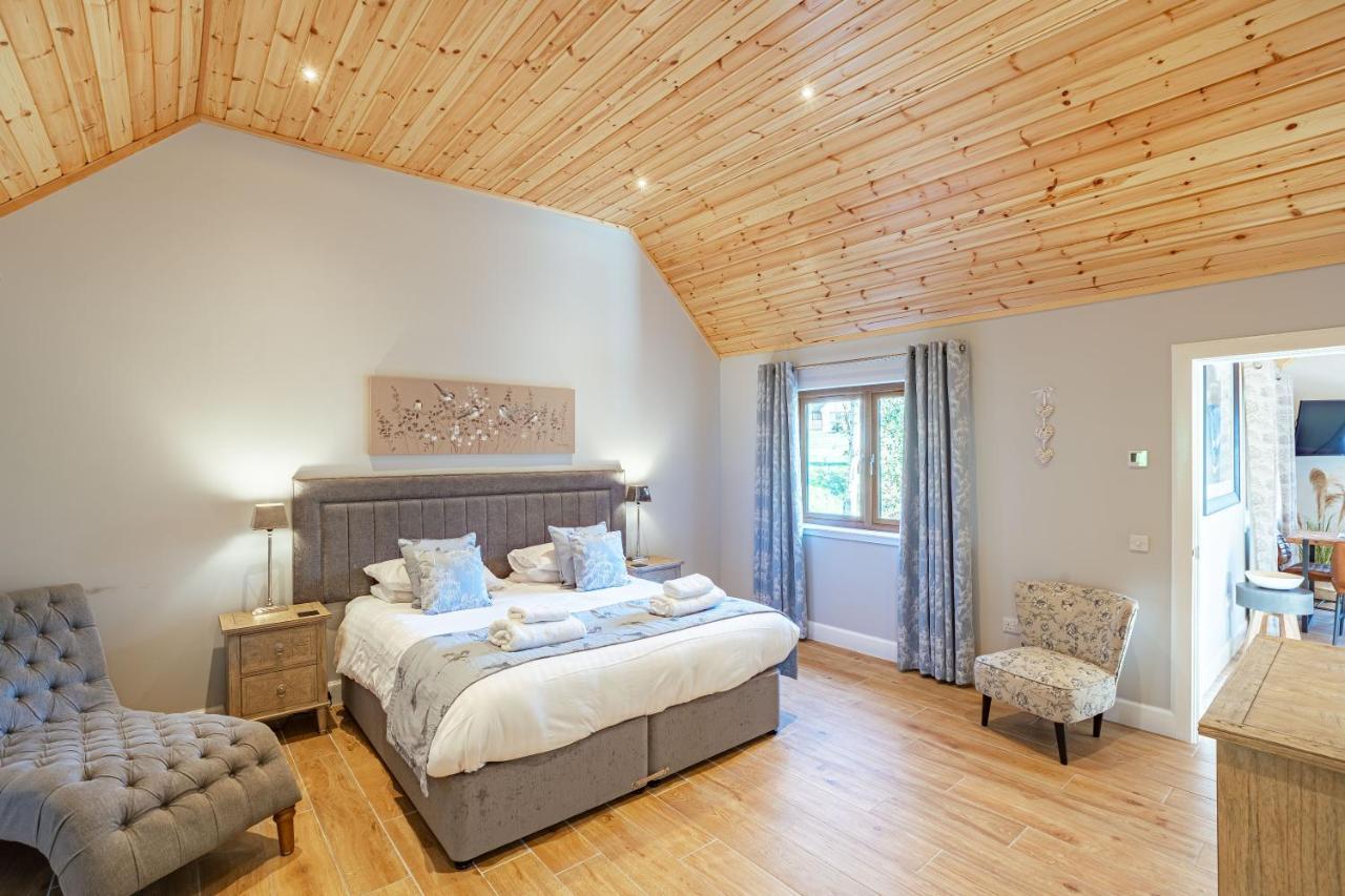 Osprey Lodge 1 With Hot Tub Ньютон Стюарт Экстерьер фото