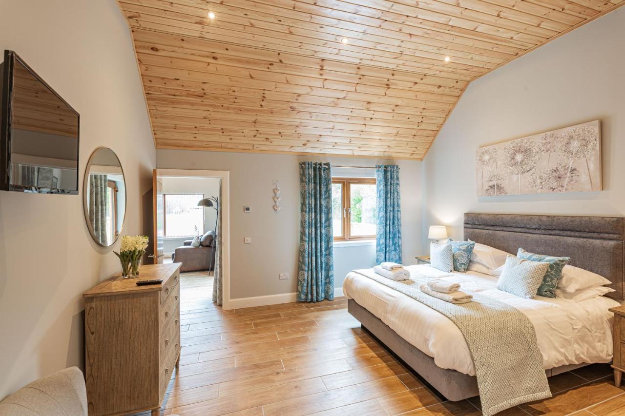 Osprey Lodge 1 With Hot Tub Ньютон Стюарт Экстерьер фото